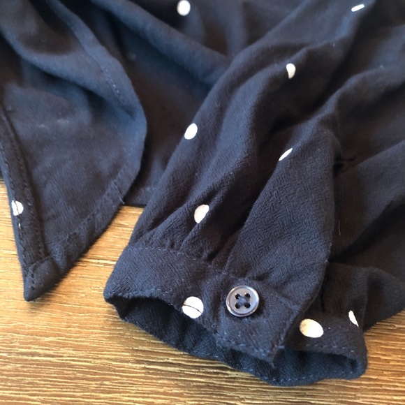 Amuse Society - It’s Not You, It’s Me Woven Top - Picture 3 of 8